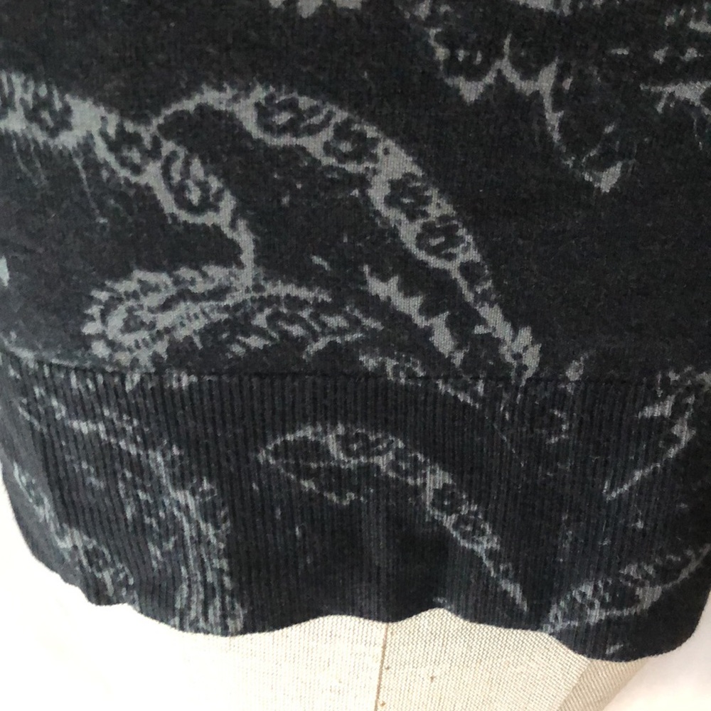 One shoulder long sleeve shirt - Picture 4 of 7